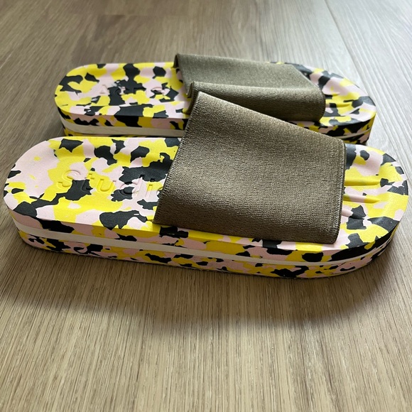 Acne Studios brand new slides - Picture 4 of 8